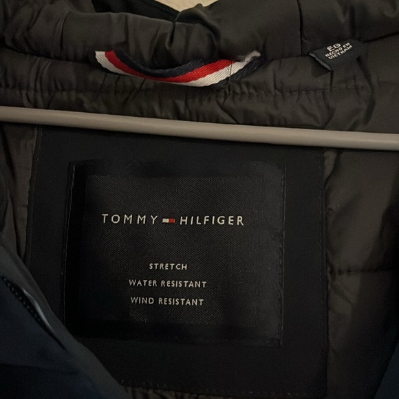 Tommy Hilfiger Men's Performance Hooded Jacket Blue navy Size XL - Picture 3 of 6